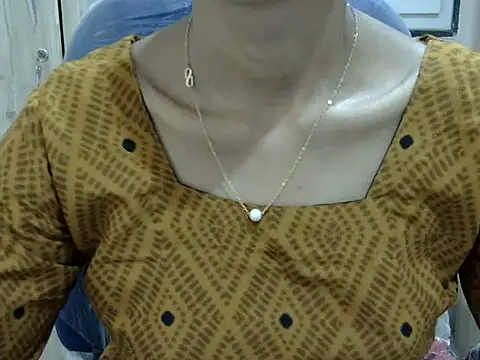 Snapshot of Kulsum_S chatting on March 2026 01:49:02 PM Kulsum S online show from March 2026 01:49:02 PM