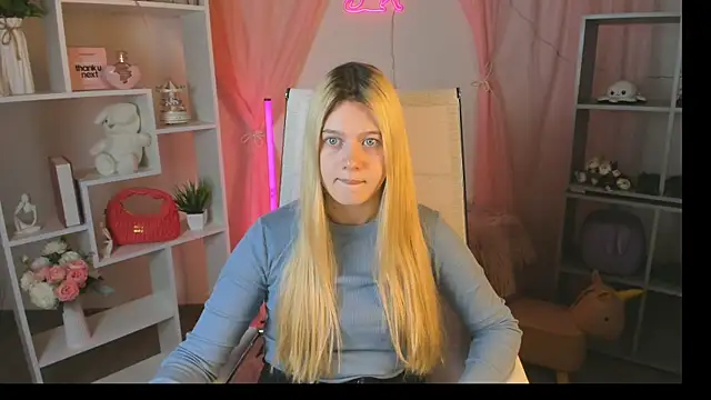 CelestineMauriac online show from April 2026 03:28:02 PM