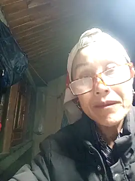 yoyosexy11 online show from February 2026 01:10:01 PM