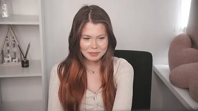 Snapshot of MarnieWootan chatting on March 2026 05:30:01 AM MarnieWootan online show from March 2026 05:30:01 AM