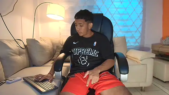 ricky spensar23cm  online show from March 2026 02:23:01 AM