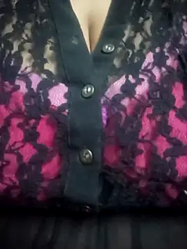 Snapshot of Samaira_Juicy143 chatting on February 2026 05:08:02 AM Samaira Juicy143 online show from February 2026 05:08:02 AM