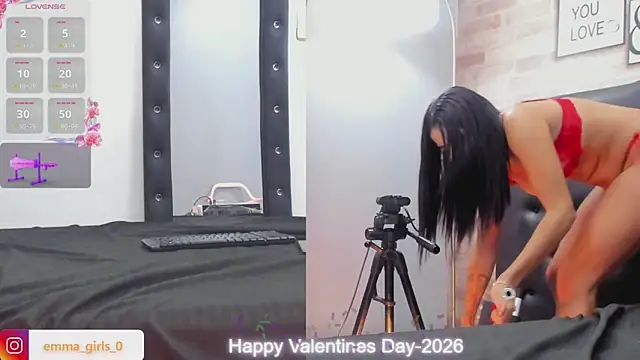 Snapshot of emmagirl0 chatting on February 2026 02:47:01 PM emmagirl0 online show from February 2026 02:47:01 PM