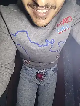 Snapshot of Medo_king1 chatting on March 2026 07:42:02 PM Medo king1 online show from March 2026 07:42:02 PM