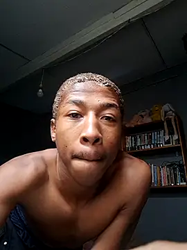 Peterveero12 online show from June 2026 10:53:02 AM