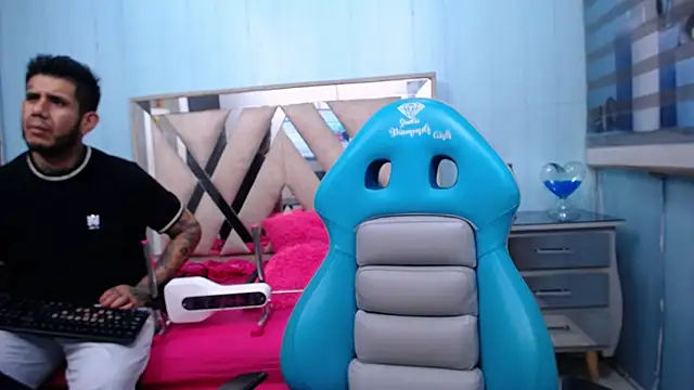 allison max tattoo online show from February 2026 02:15:01 AM