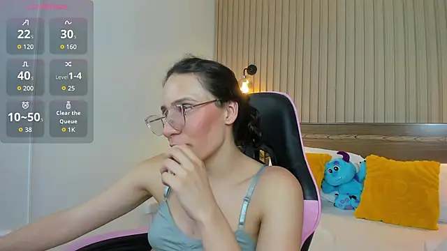 Snapshot of valeryn__rosse chatting on July 2026 10:01:01 PM valeryn rosse online show from July 2026 10:01:01 PM
