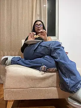 Violetta pinkk1 online show from February 2026 03:25:01 AM