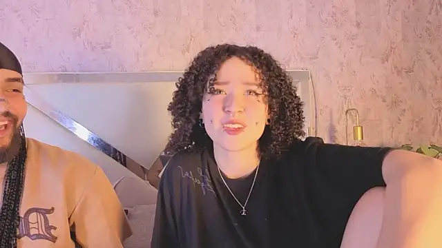 Snapshot of Benny_and_Mark chatting on March 2026 04:20:02 AM Benny and Mark online show from March 2026 04:20:02 AM