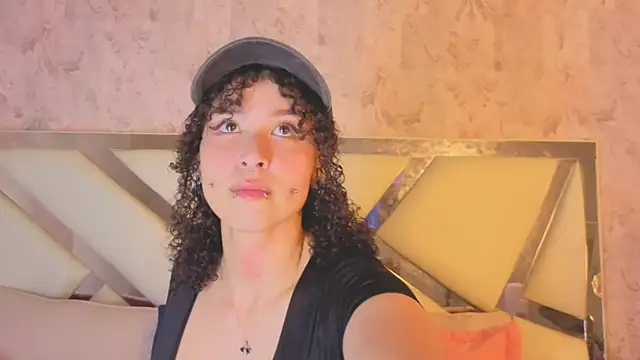 Snapshot of Benny_and_Mark chatting on April 2026 03:51:02 AM Benny and Mark online show from April 2026 03:51:02 AM