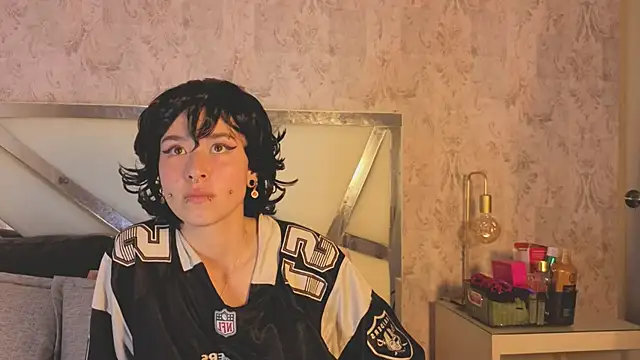 Snapshot of Benny_and_Mark chatting on April 2026 03:02:01 AM Benny and Mark online show from April 2026 03:02:01 AM