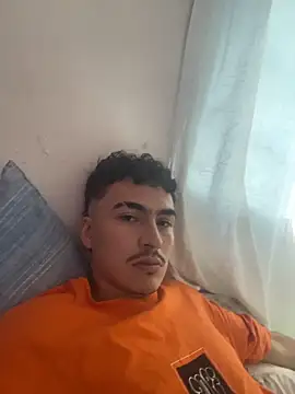 Snapshot of vanilla_Kush chatting on March 2026 08:35:02 PM vanilla Kush online show from March 2026 08:35:02 PM