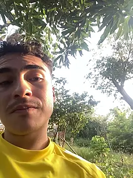 Snapshot of vanilla_Kush chatting on March 2026 10:14:01 PM vanilla Kush online show from March 2026 10:14:01 PM