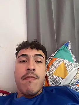 Snapshot of vanilla_Kush chatting on March 2026 04:24:01 PM vanilla Kush online show from March 2026 04:24:01 PM