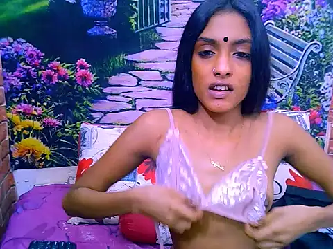 Snapshot of IndianPretty14u2Luv chatting on June 2026 05:12:01 AM IndianPretty14u2Luv online show from June 2026 05:12:01 AM