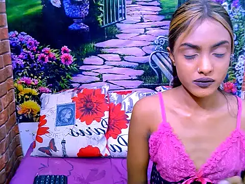 Snapshot of IndianPretty14u2Luv chatting on July 2026 05:34:01 AM IndianPretty14u2Luv online show from July 2026 05:34:01 AM