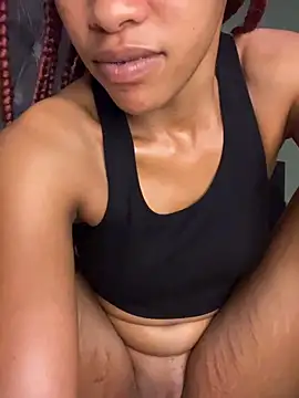 Snapshot of Hot_Mess18 chatting on February 2026 07:01:02 PM Hot Mess18 online show from February 2026 07:01:02 PM