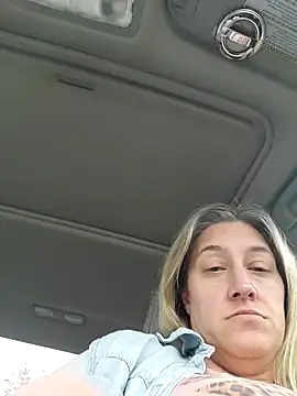 Sunflower0025 online show from February 2026 09:22:01 PM