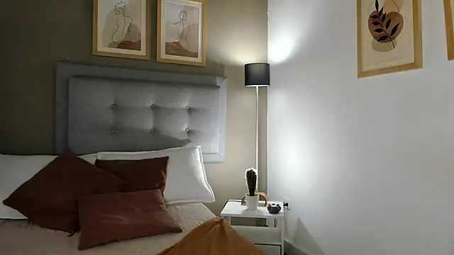 SalomeStorm  online show from March 2026 04:13:02 PM