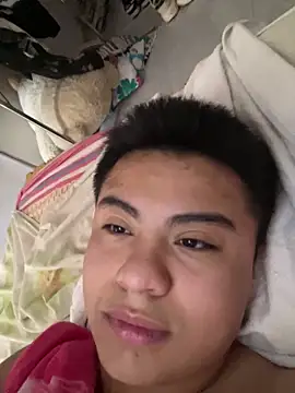 andresmahecha777 online show from February 2026 02:32:02 PM