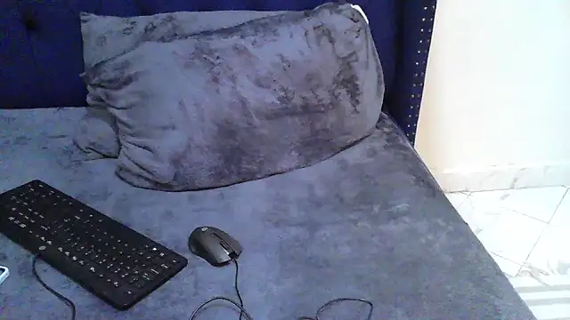 Snapshot of Lapricony chatting on April 2026 02:14:02 PM Lapricony online show from April 2026 02:14:02 PM