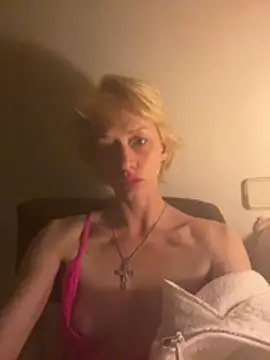 parisleau online show from May 2026 08:47:01 PM