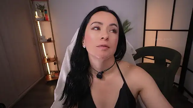 Snapshot of giselle_smith chatting on March 2026 06:13:02 PM giselle smith online show from March 2026 06:13:02 PM