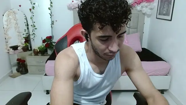 Caius fox online show from April 2026 11:36:01 AM