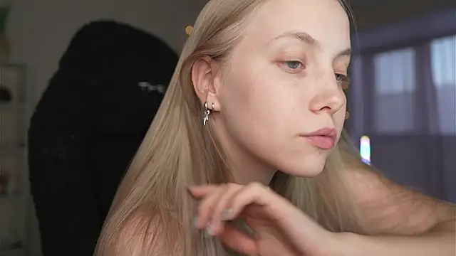 Snapshot of Appr0ved_ chatting on March 2026 04:02:02 PM Appr0ved online show from March 2026 04:02:02 PM