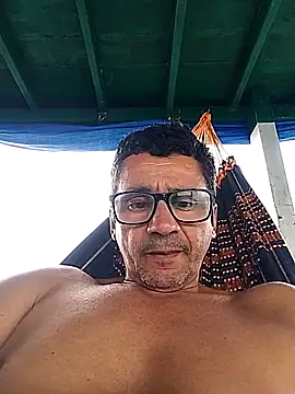 Snapshot of dilduarte26 chatting on April 2026 04:35:01 PM dilduarte26 online show from April 2026 04:35:01 PM