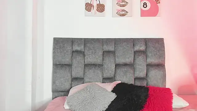 Isabella Moon9 online show from June 2026 11:26:02 AM