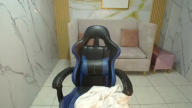 sarita 09 s online show from April 2026 08:23:01 PM