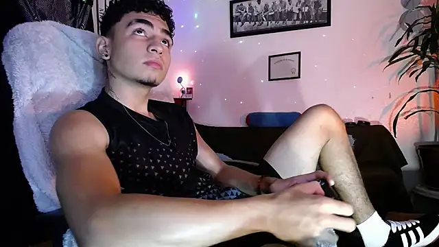 tiancam online show from April 2026 02:23:01 AM