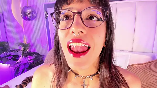 ViolettaColinss online show from March 2026 11:37:02 AM