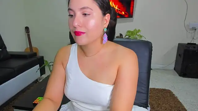 Snapshot of Alessandra_01 chatting on June 2026 02:03:01 AM Alessandra 01 online show from June 2026 02:03:01 AM