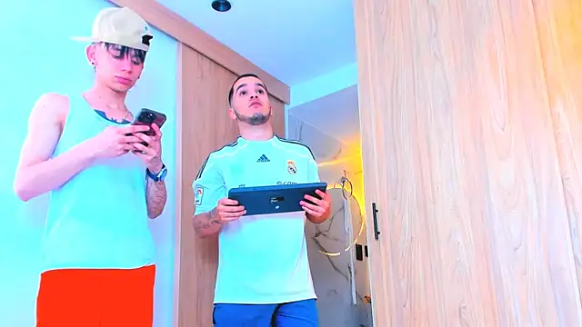 TheBatMansion online show from February 2026 06:22:02 PM