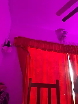 Snapshot of mariana_doll2 chatting on April 2026 04:39:01 PM mariana doll2 online show from April 2026 04:39:01 PM