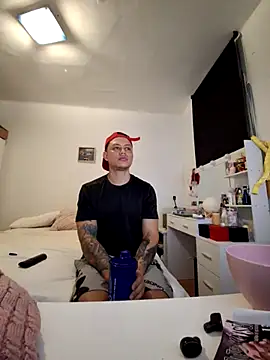 Snapshot of Zarc_Jhonson chatting on January 2025 12:41:02 PM Zarc Jhonson online show from January 2025 12:41:02 PM