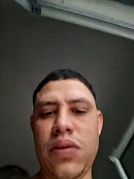 Snapshot of Zarc_Jhonson chatting on January 2025 10:29:02 AM Zarc Jhonson online show from January 2025 10:29:02 AM