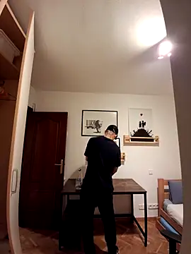 Snapshot of Zarc_Jhonson chatting on January 2025 03:57:02 PM Zarc Jhonson online show from January 2025 03:57:02 PM