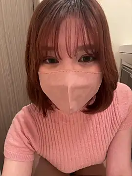 Snapshot of _3_mNm_3_ chatting on April 2026 01:45:02 PM 3 mNm 3 online show from April 2026 01:45:02 PM