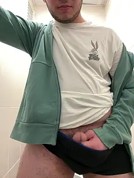 Snapshot of Ateslipanter31 chatting on March 2026 01:21:01 AM Ateslipanter31 online show from March 2026 01:21:01 AM