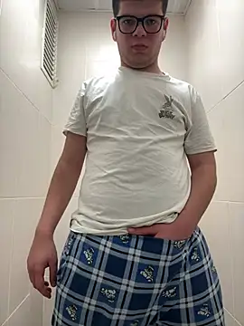 Snapshot of Ateslipanter31 chatting on April 2026 05:21:02 PM Ateslipanter31 online show from April 2026 05:21:02 PM