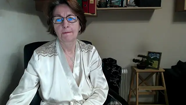 katemodel online show from June 2026 06:49:02 AM