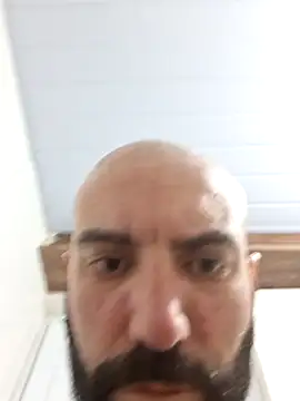 Robsonitj90 online show from July 2026 10:42:02 PM