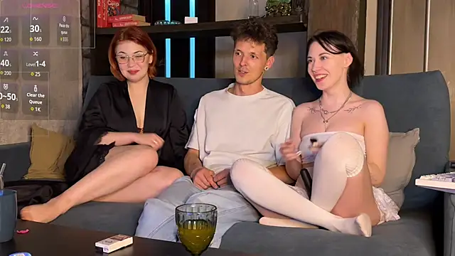 Snapshot of Three_Some_Dream chatting on June 2026 05:54:01 PM Three Some Dream online show from June 2026 05:54:01 PM