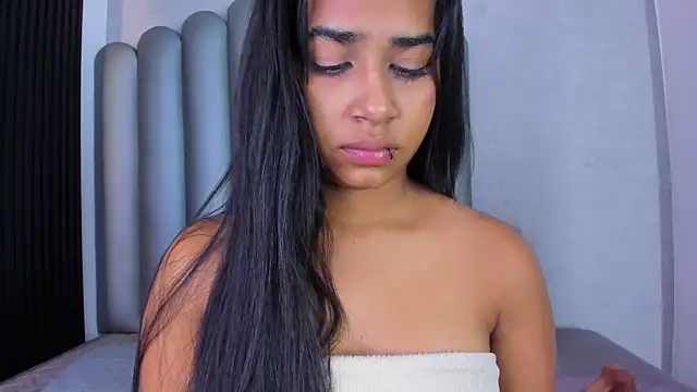 Snapshot of Shirleytaylor- chatting on May 2026 11:39:02 AM Shirleytaylor- online show from May 2026 11:39:02 AM