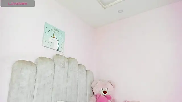 paula cosioo online show from February 2026 01:05:02 PM