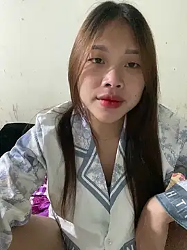 Snapshot of Emxinhka1 chatting on March 2026 12:32:02 AM Emxinhka1 online show from March 2026 12:32:02 AM