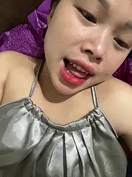 Snapshot of Emxinhka1 chatting on March 2026 03:28:02 AM Emxinhka1 online show from March 2026 03:28:02 AM